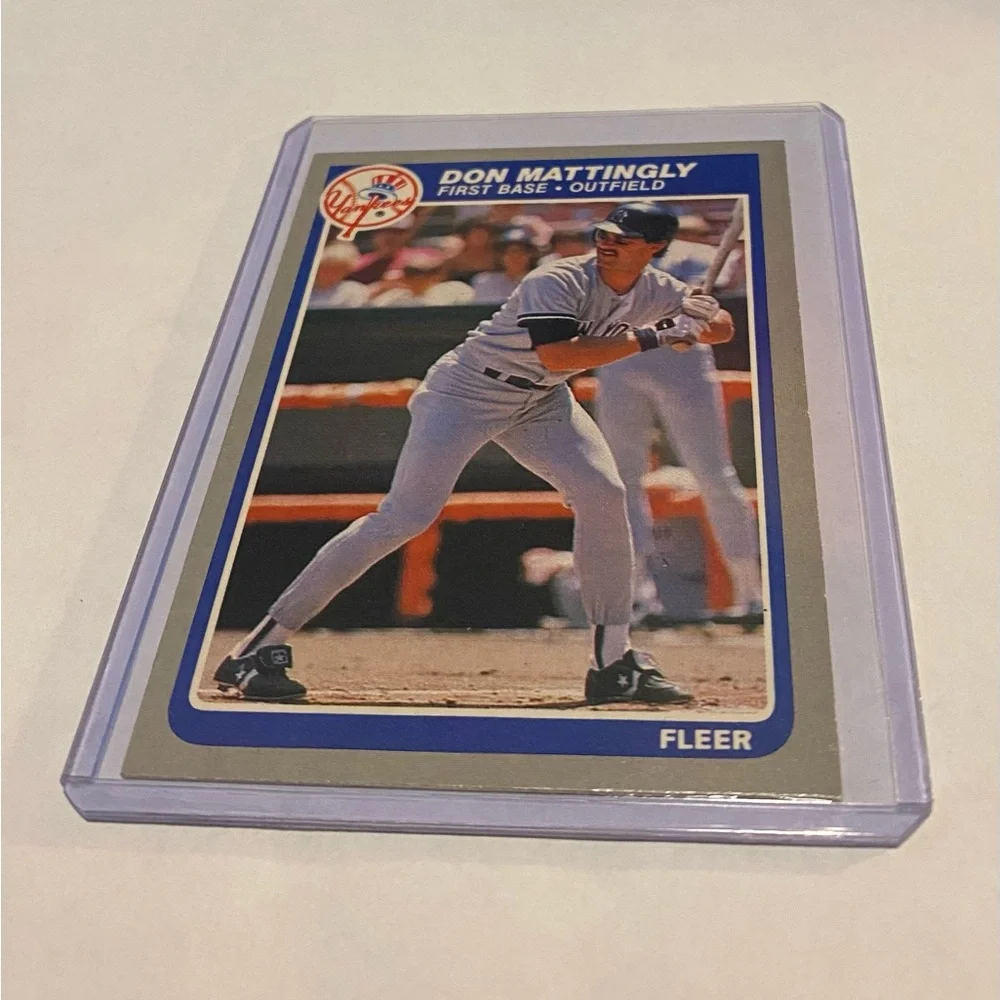 Don Mattingly 1985 Fleer Baseball Card -#133 New York Yankees Vintage